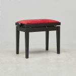 1372 5332 PIANO STOOL